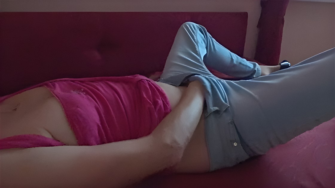 horny-mom-masturbates-in-the-afternoon-slide